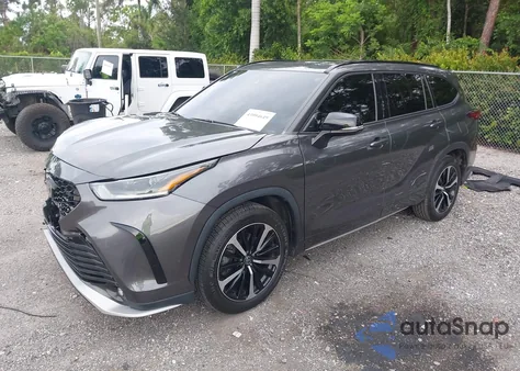 2022 Toyota Highlander Xse z USA, uszkodzony, nr VIN 5TDLZRAH0NS130795